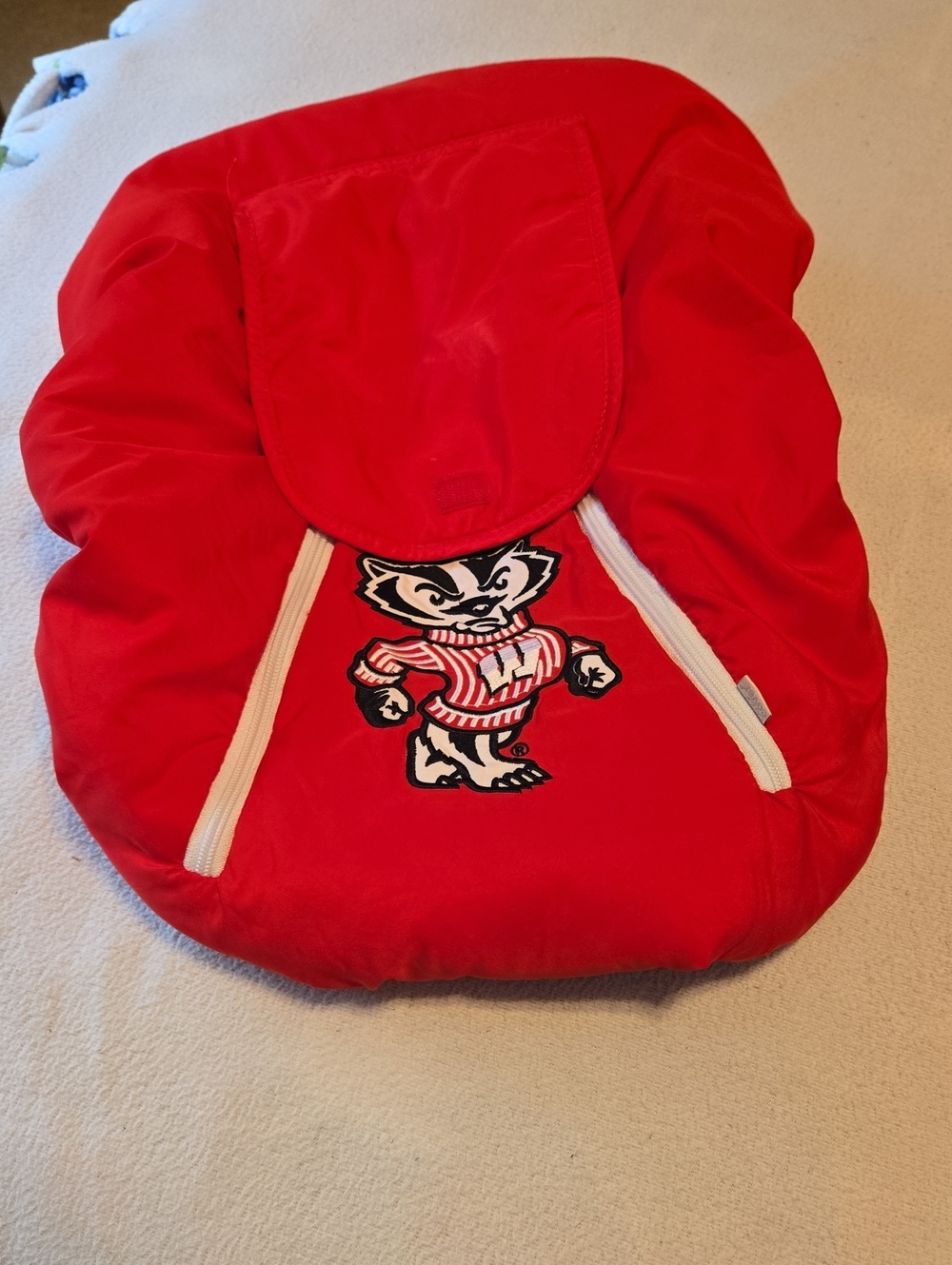Badgers Infant Car Seat Cover with Mascot Embroidery